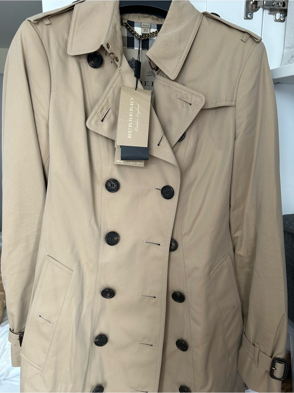 NWT Burberry women Sandringham Mid Trench Coat Honey Beige US 6 UK 8 IT 40